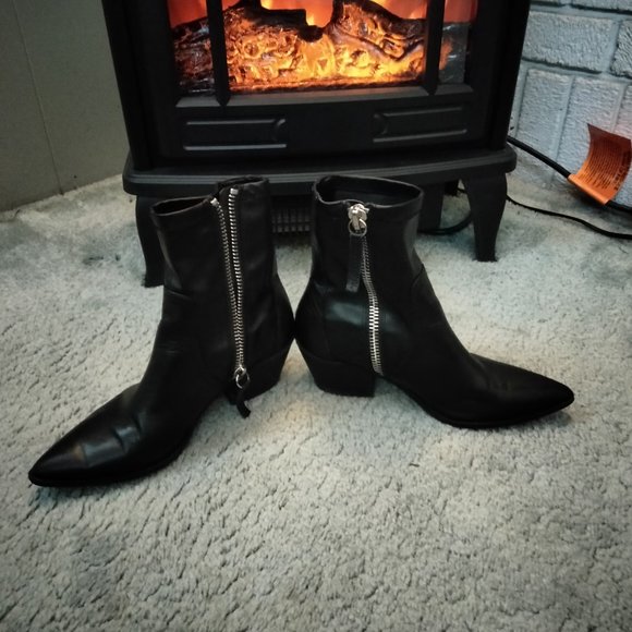 ankle booties - Picture 3 of 10